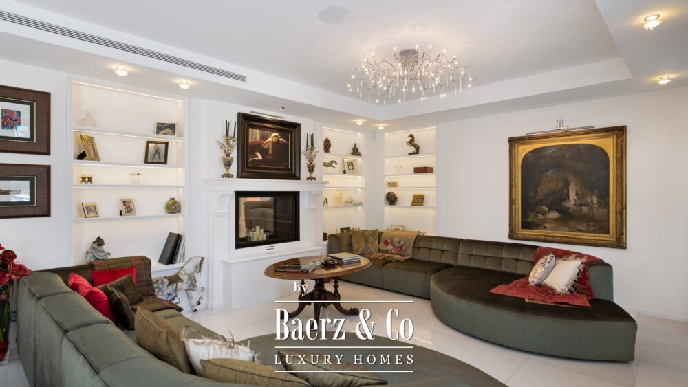 Villa - Nueva Andalucia - Marbella - Ref: 8708 image