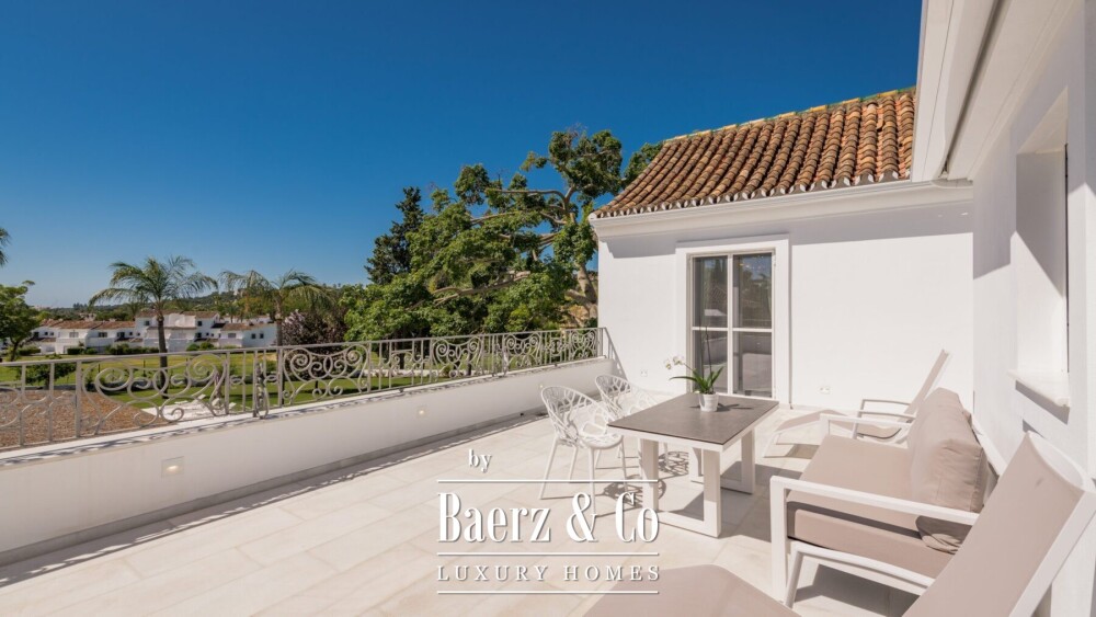 Villa - Nueva Andalucia - Marbella - Ref: 8708 image