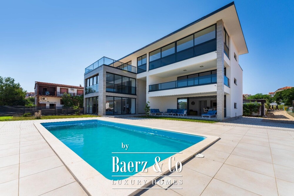 Zadar, Vir, luxury villa with six residential units, only 250m from the sea image
