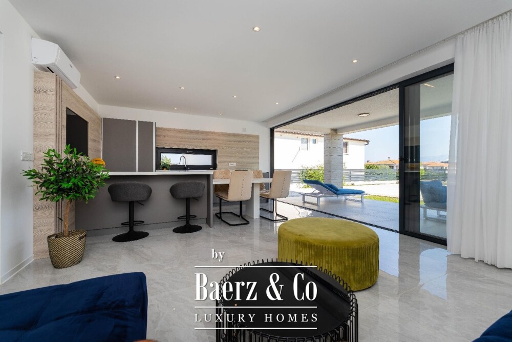 Zadar, Vir, luxury villa with six residential units, only 250m from the sea image