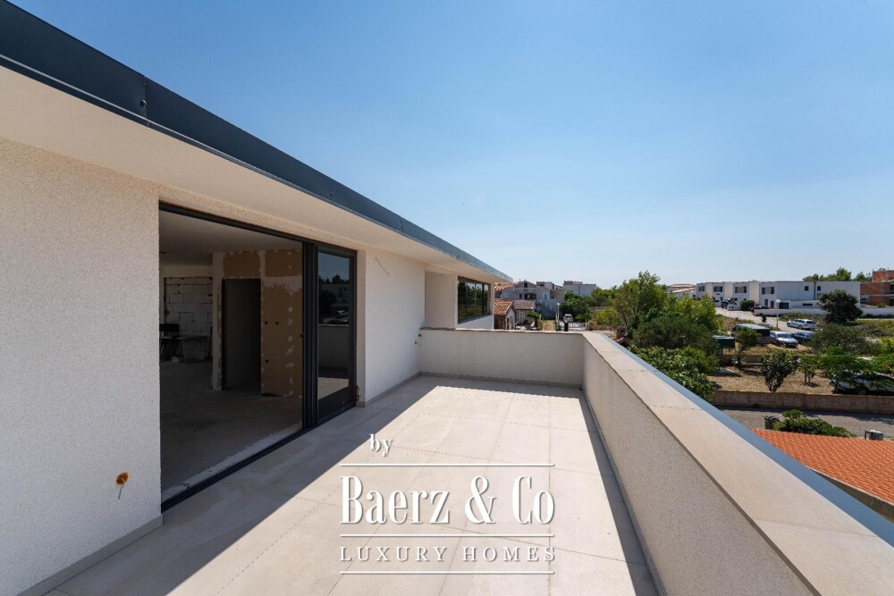 Zadar, Vir, luxury villa with six residential units, only 250m from the sea image