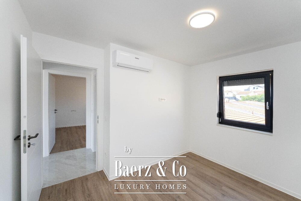 Zadar, Vir, luxury villa with six residential units, only 250m from the sea image