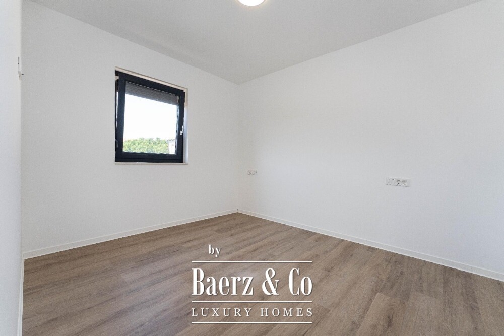 Zadar, Vir, luxury villa with six residential units, only 250m from the sea image