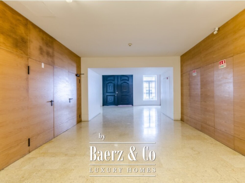 3-bedroom apartment with private parking, in a prime Chiado location image