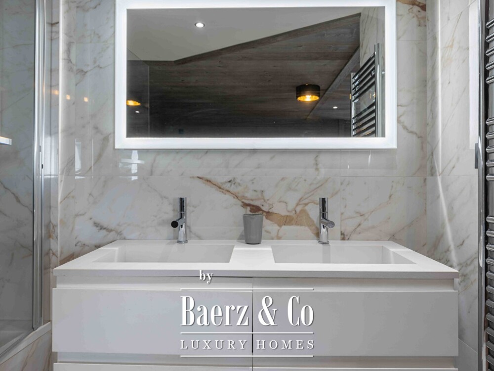 Charming 3-bedroom Apartment in Rochebrune image