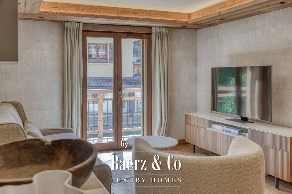 2 Apartments - Close to the village centre - Fully Renovated image