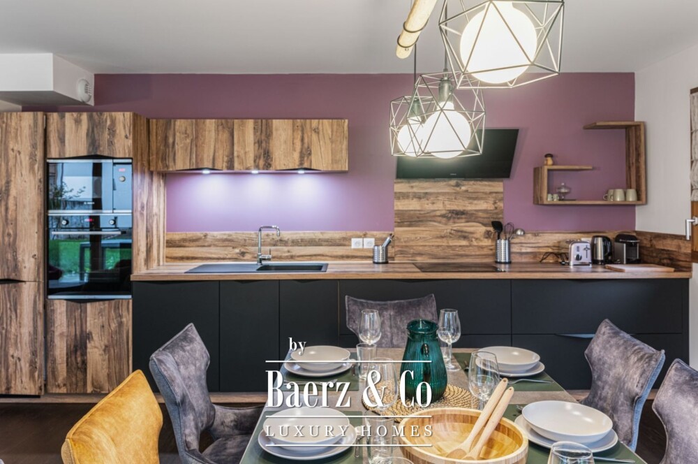 3-bedroom apartment - Close to the village image