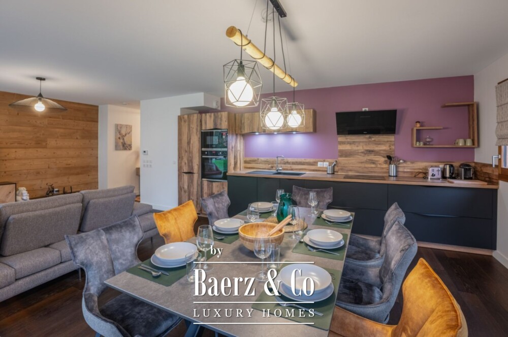3-bedroom apartment - Close to the village image