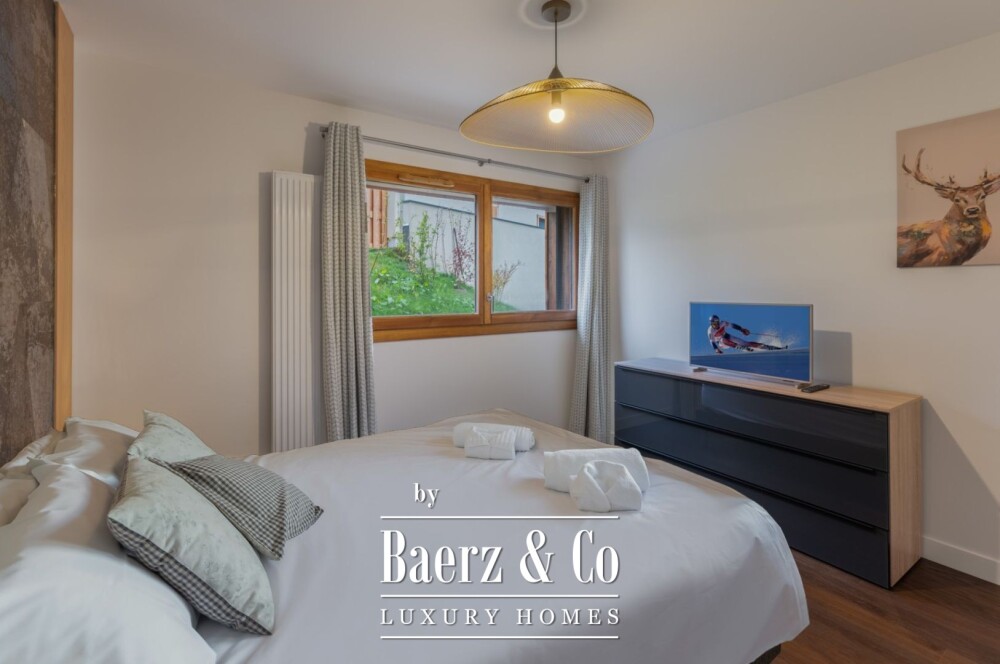 3-bedroom apartment - Close to the village image
