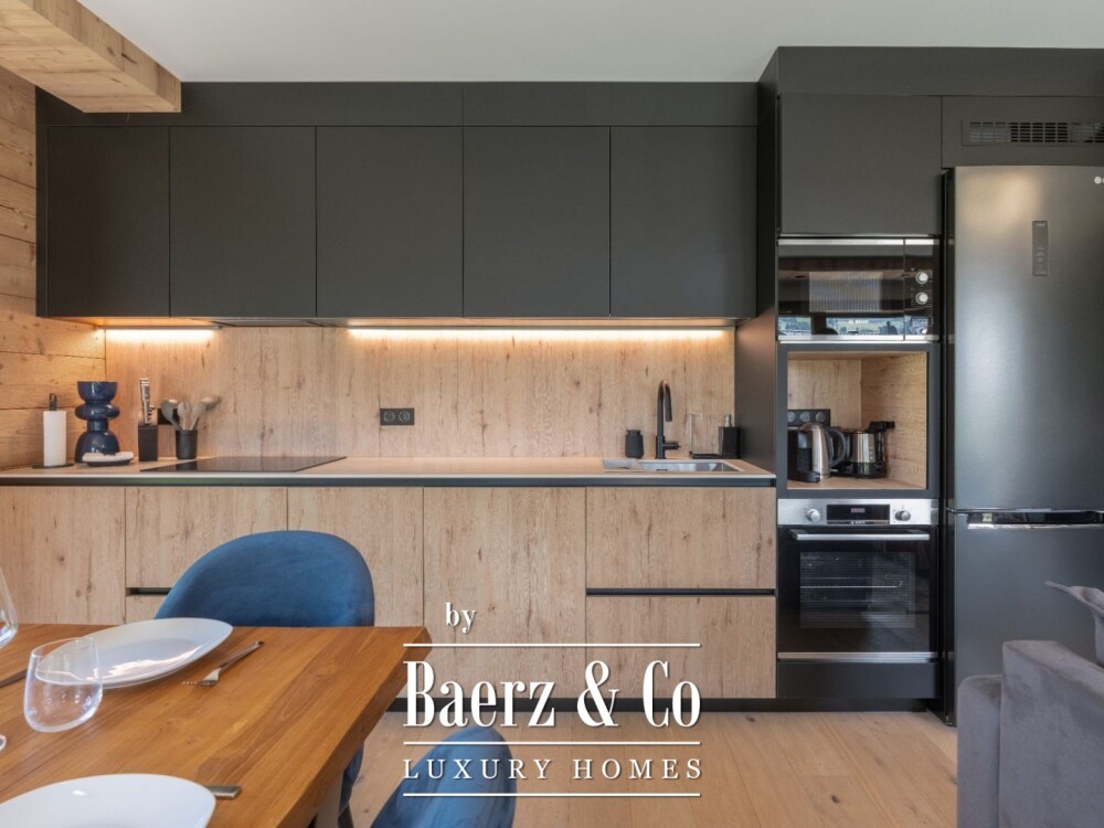Garden-Level Apartment - Mont-Blanc Views image
