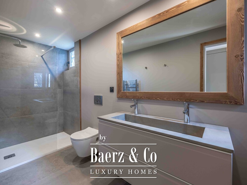Luxury renovated semi-detached chalet - Jaillet - Unobstructed view and village access on foot image