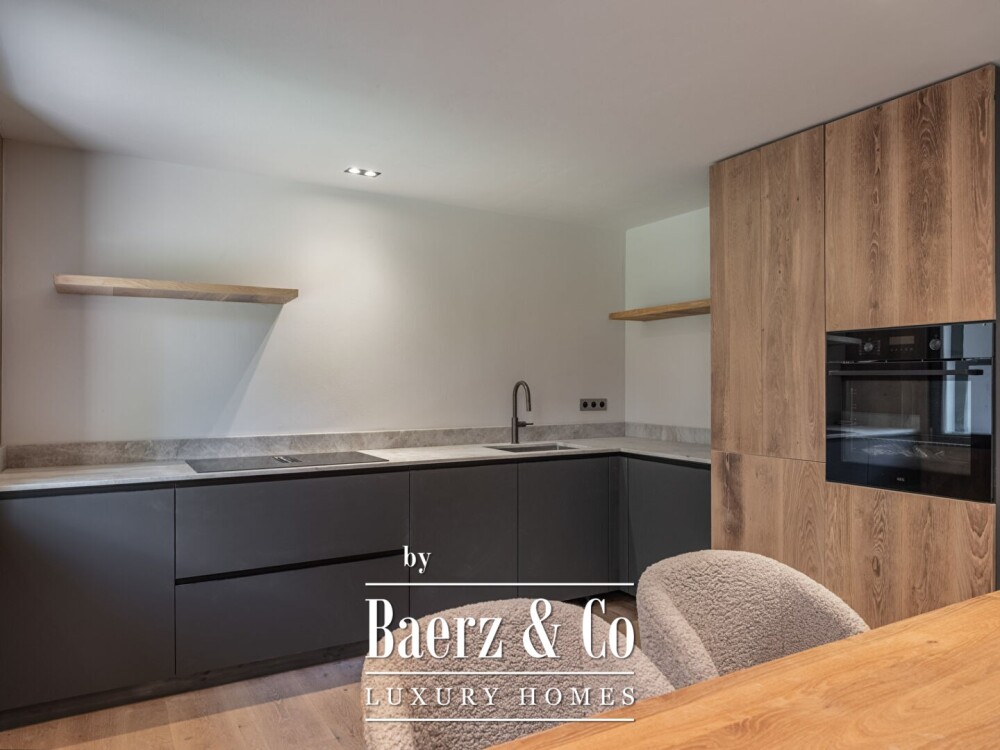 Family apartment with private garden and basement - 90 sqm - Megève image