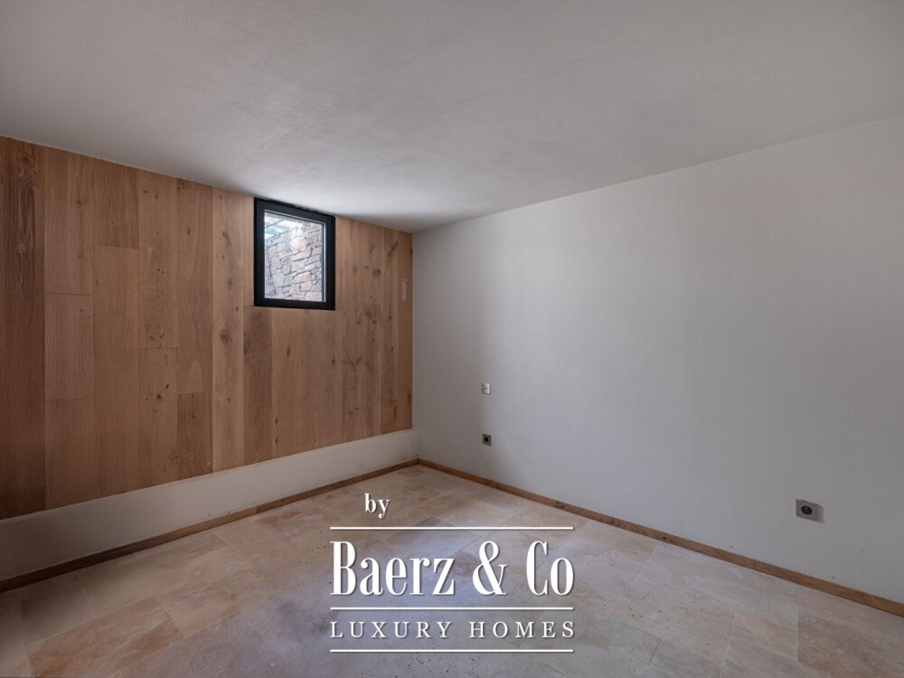 Family apartment with private garden and basement - 90 sqm - Megève image