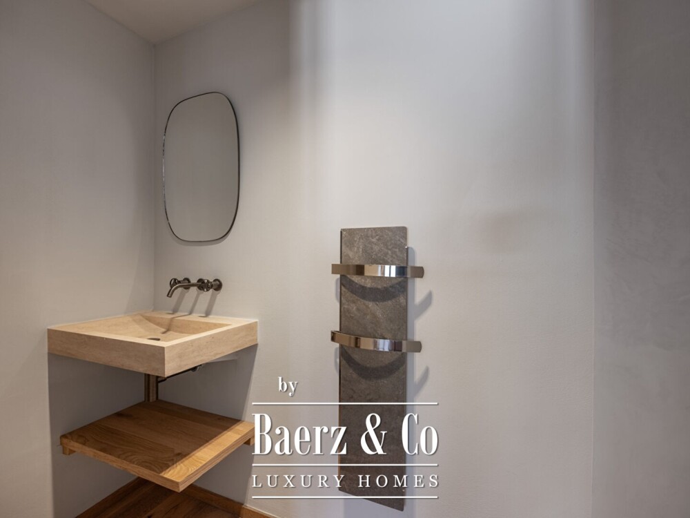 Luxury 2-bedroom apartment with 2 suites - Right in the center of Megève image
