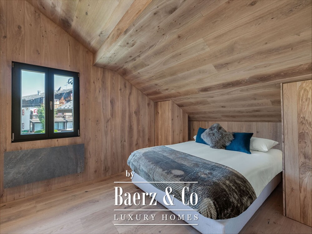 Bright 4-room apartment with private entrance - Top floor, Megève image