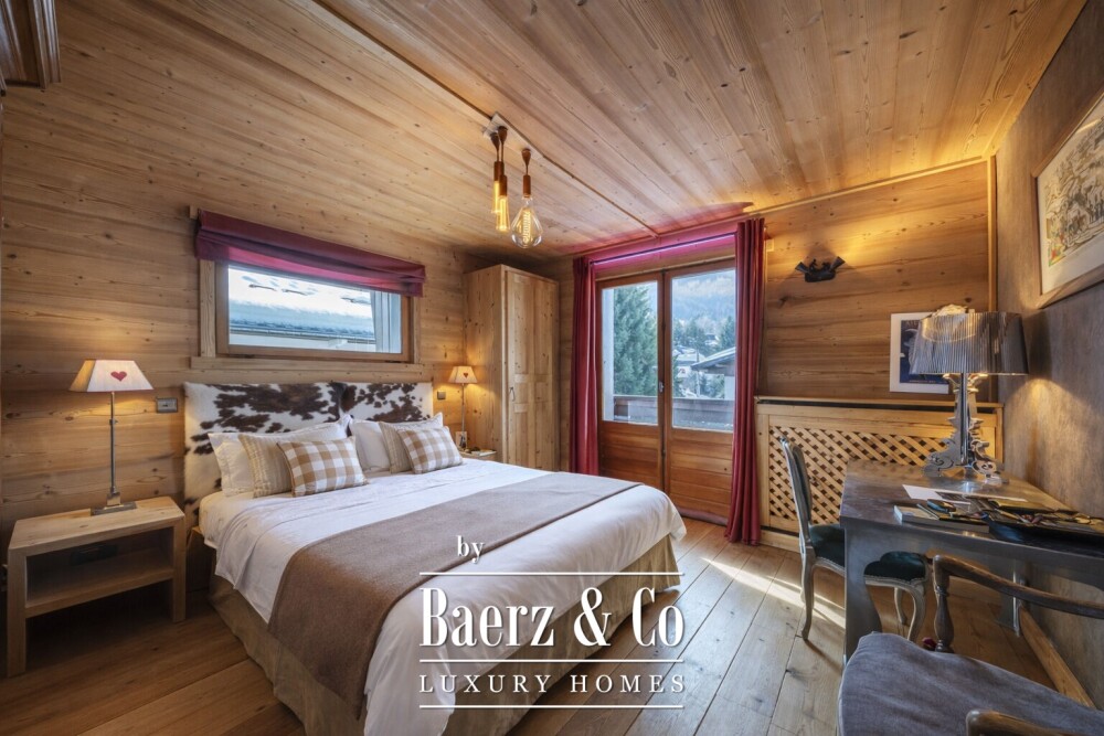 4-bedroom apartment - Top floor image