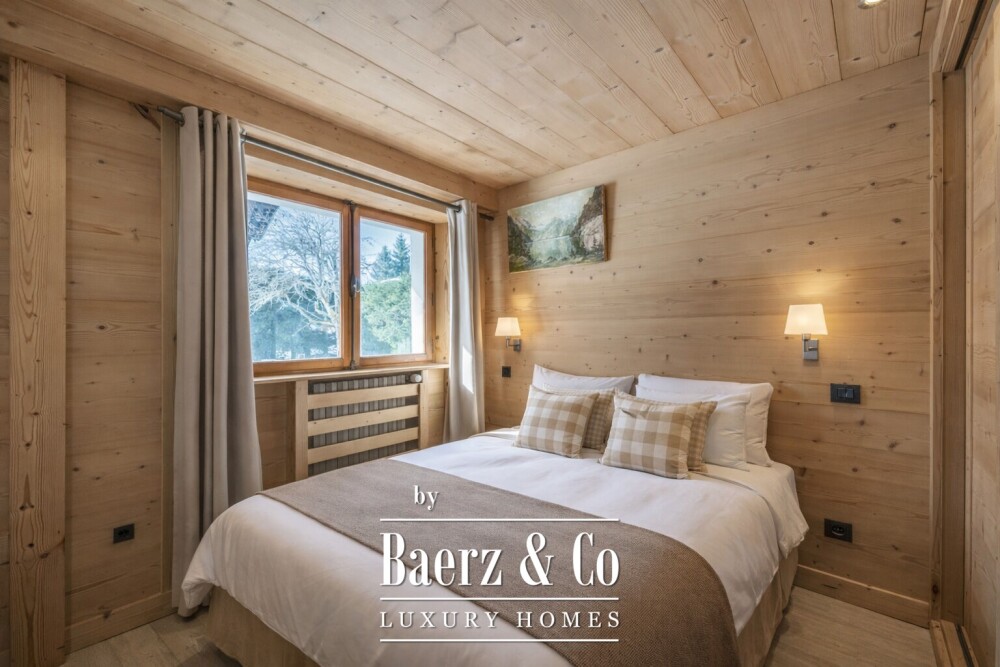 4-bedroom apartment - Top floor image