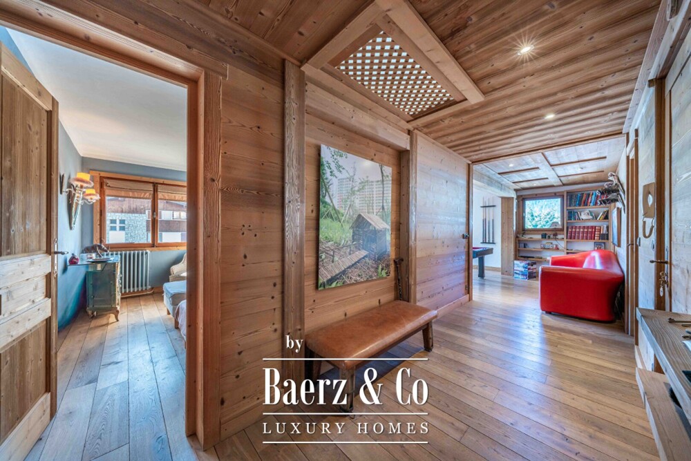 4-bedroom apartment - Top floor image