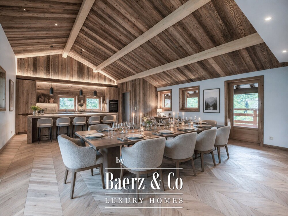 New chalet with 7 bedrooms and swimming pool - Village center image