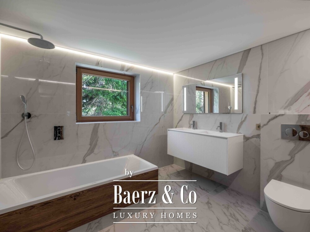 New chalet with 7 bedrooms and swimming pool - Village center image