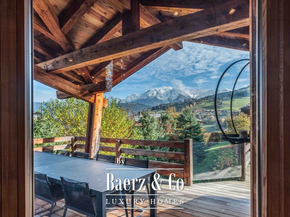 Exceptional Chalet - Six Bedrooms - Panoramic Views image