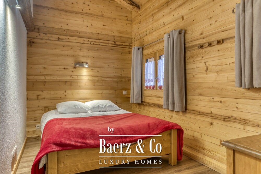 Authentic Savoyard double chalet - In the heart of Les Saisies image