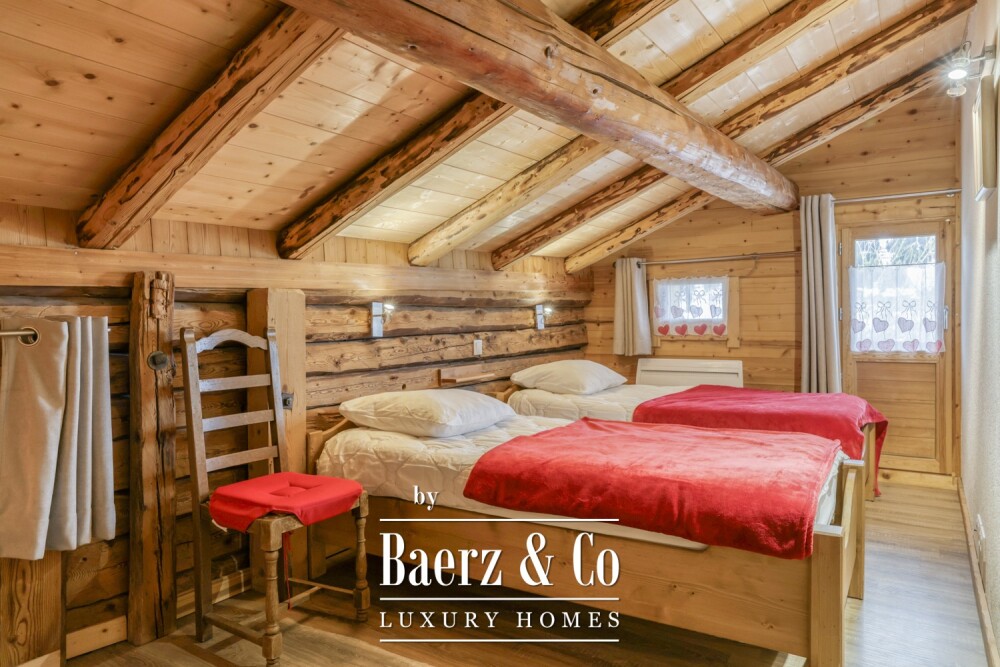 Authentic Savoyard double chalet - In the heart of Les Saisies image