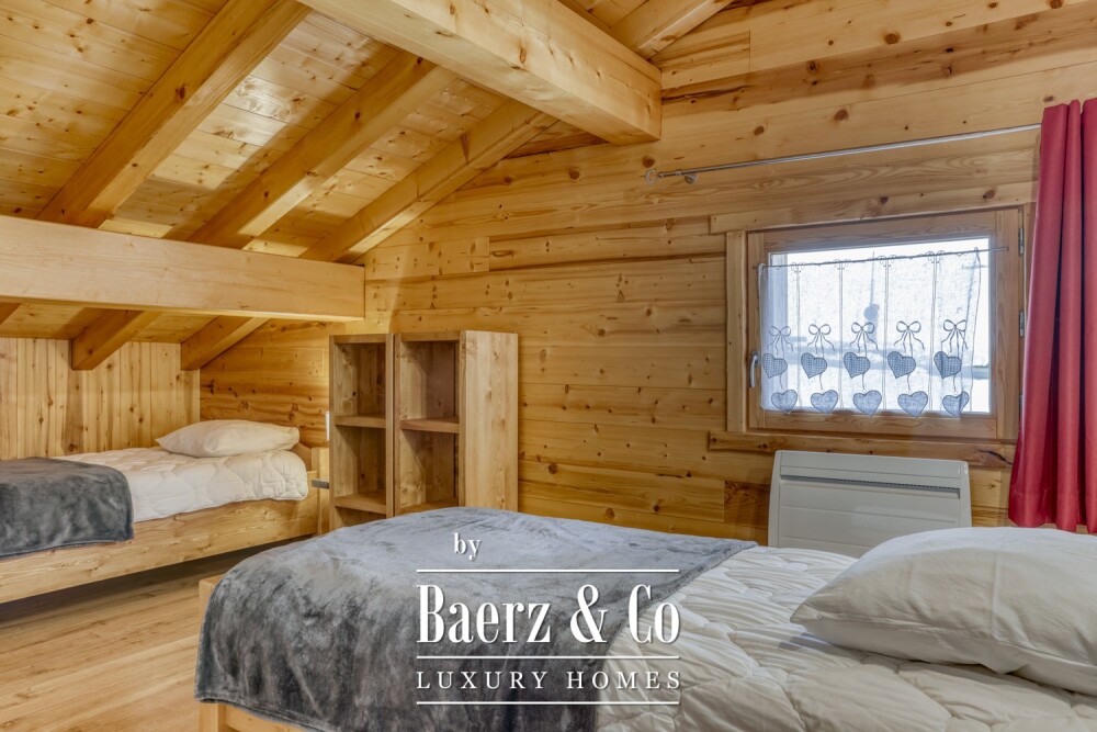 Authentic Savoyard double chalet - In the heart of Les Saisies image