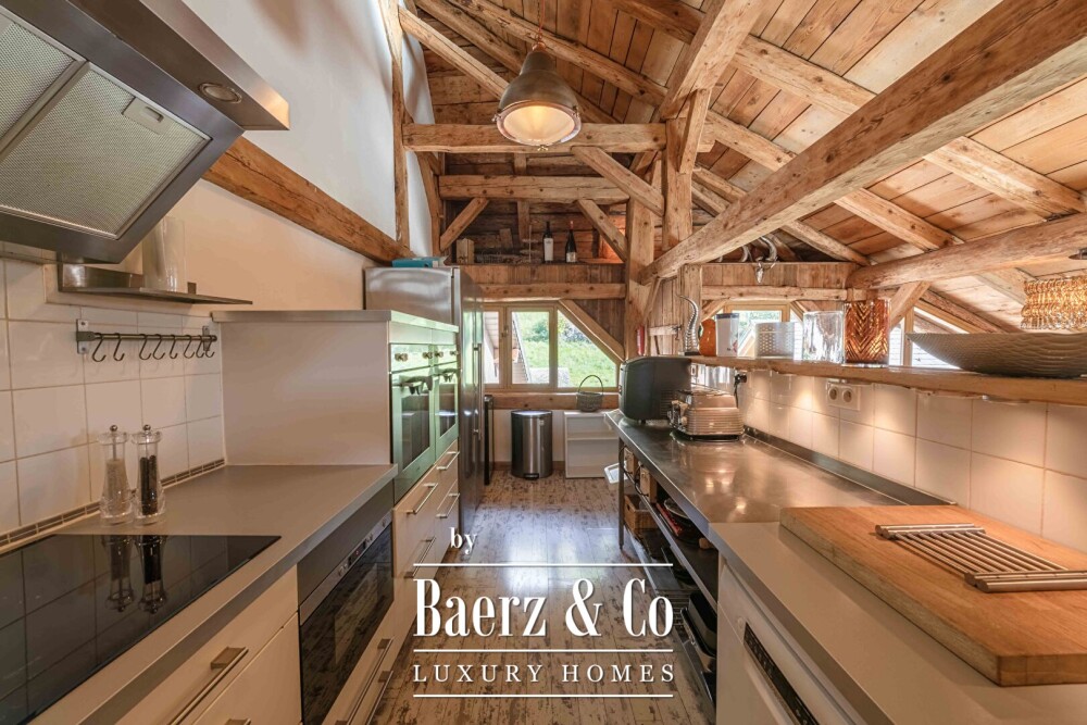 Luxury renovated semi-detached farmhouse - Close to town centre image