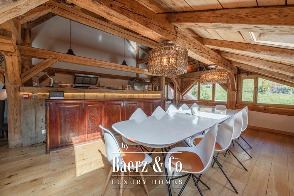 Luxury renovated semi-detached farmhouse - Close to town centre image