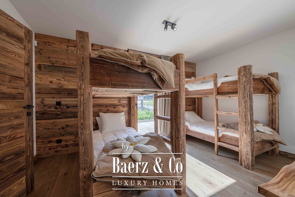 NEW 5 BEDROOMS  CHALET + CABIN IN MORZINE - CLOSE TO THE CENTER image