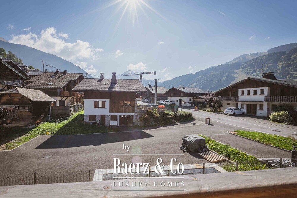 NEW 5 BEDROOMS  CHALET + CABIN IN MORZINE - CLOSE TO THE CENTER image