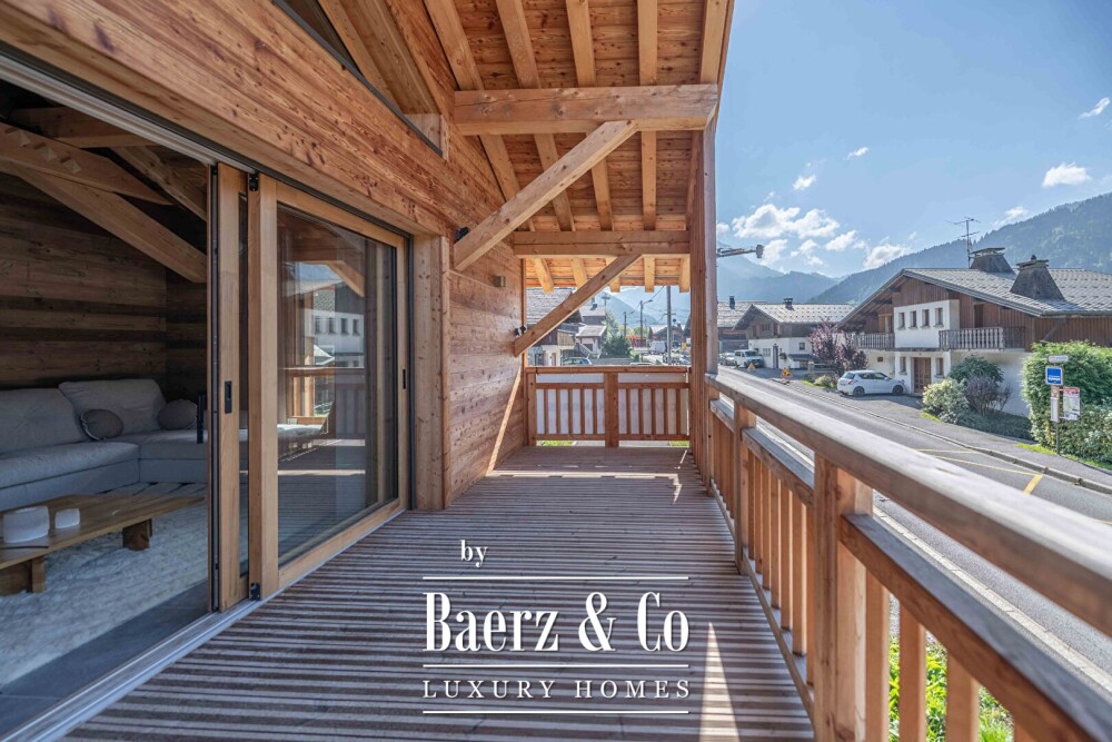 NEW 5 BEDROOMS  CHALET + CABIN IN MORZINE - CLOSE TO THE CENTER image
