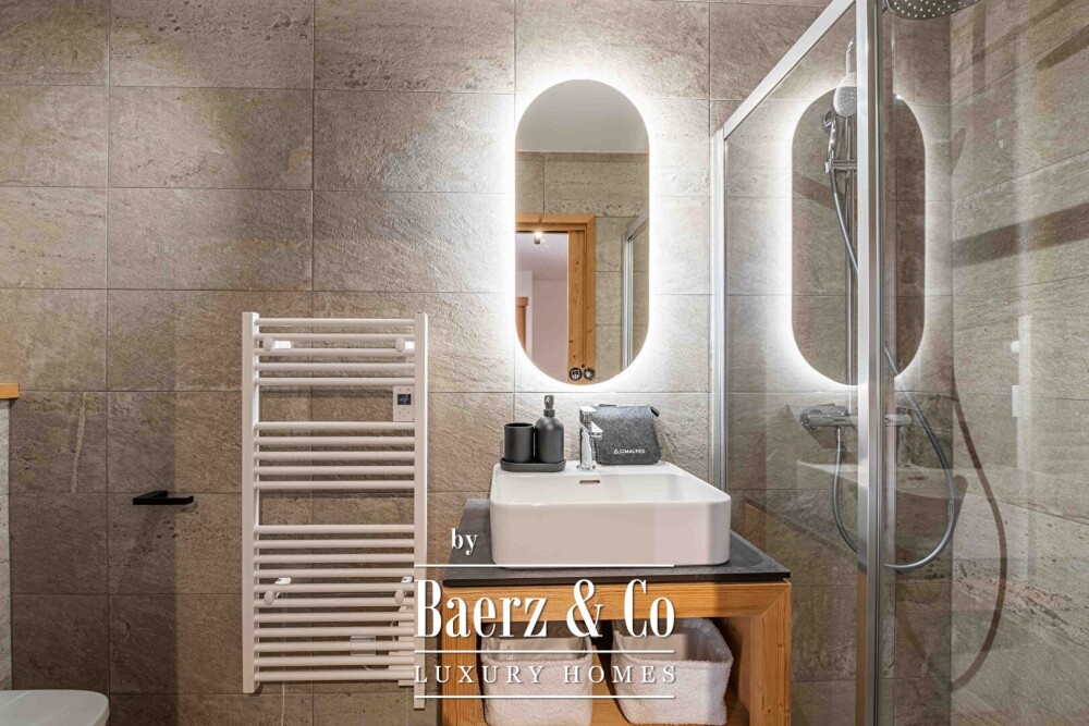 NEW APARTMENT 3 BEDROOMS DUPLEX IN MORZINE-WITH BALCONY image