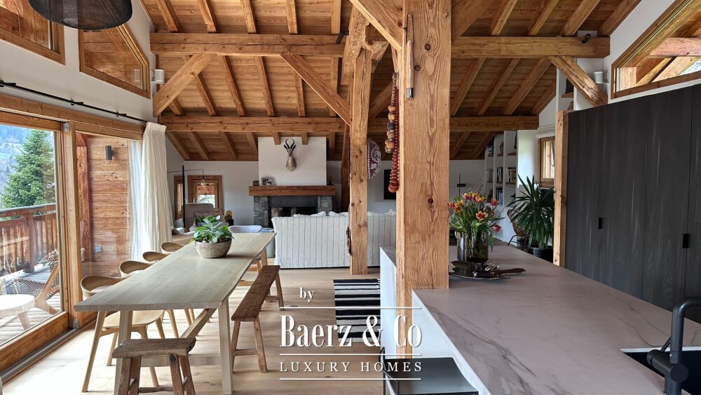 Authentic 11-room chalet - Panoramic views image