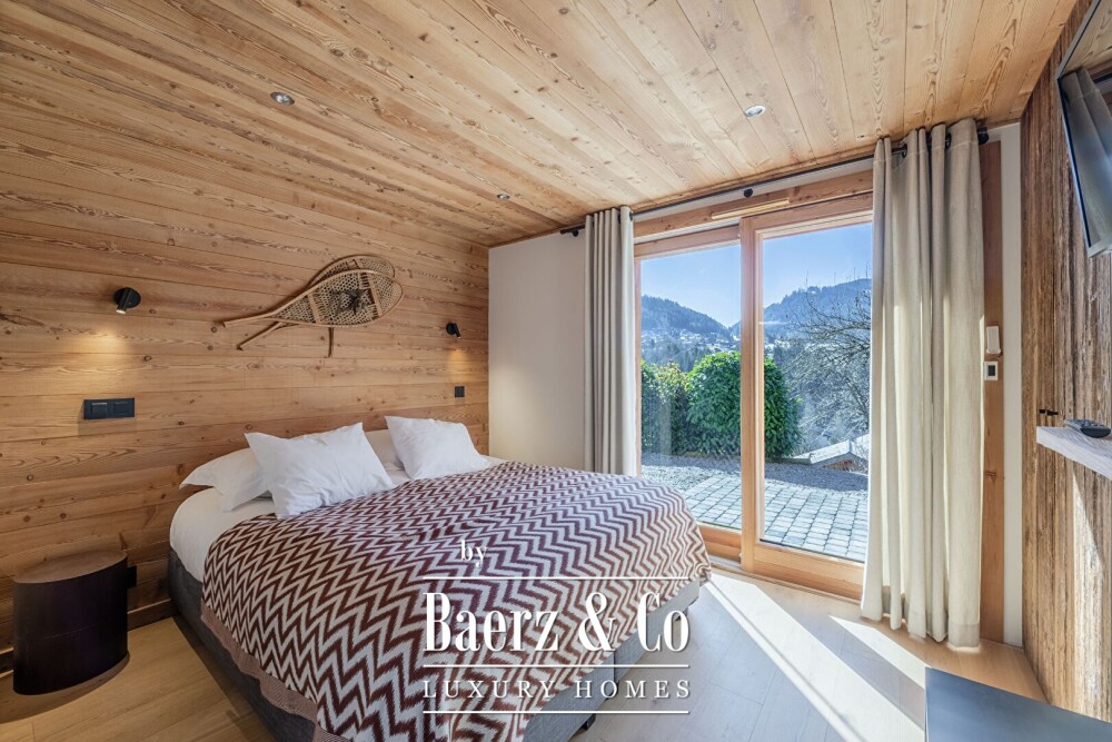 Authentic 11-room chalet - Panoramic views image