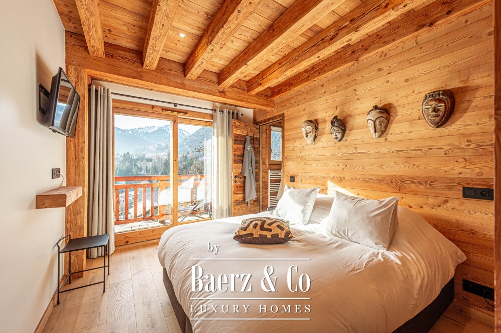 Authentic 11-room chalet - Panoramic views image