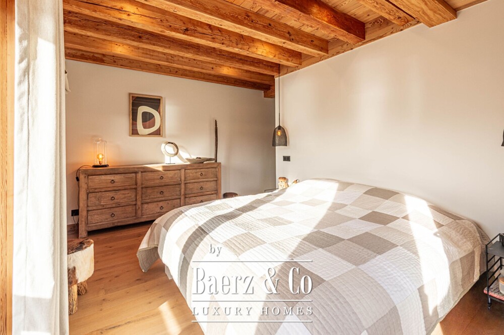 Authentic 11-room chalet - Panoramic views image
