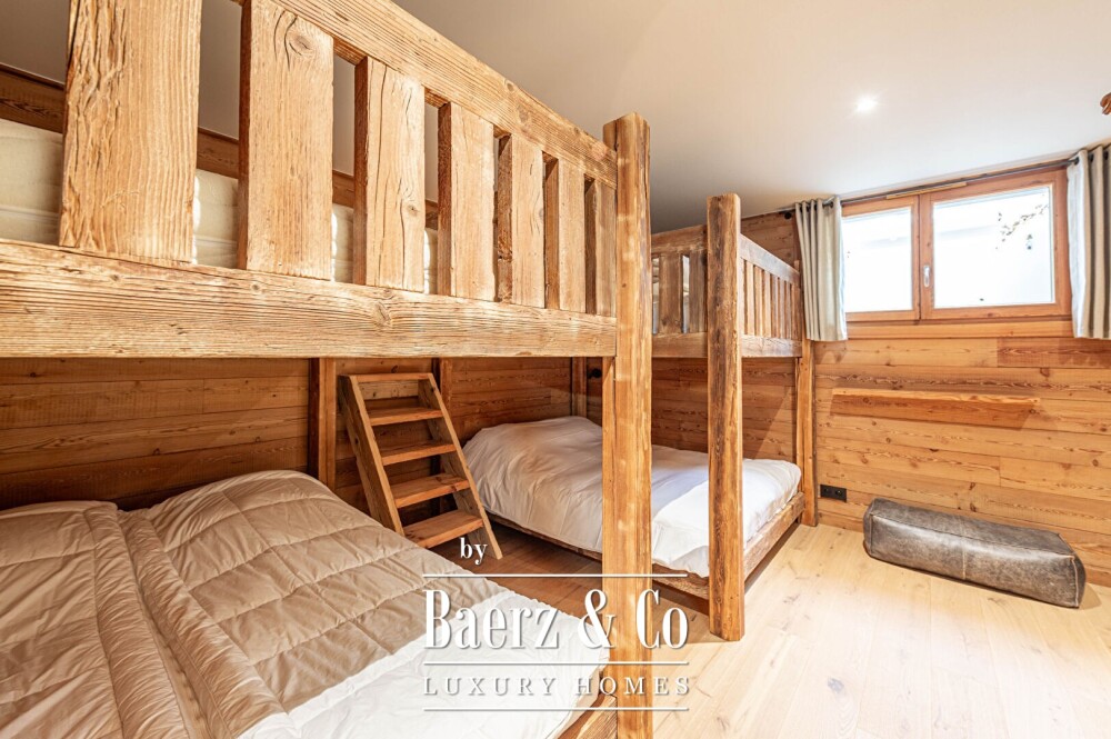Authentic 11-room chalet - Panoramic views image