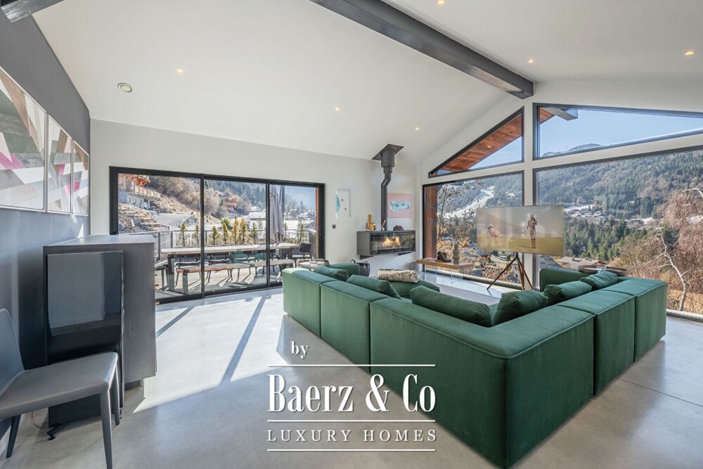 Exceptional contemporary chalet - Optimal sunshine image