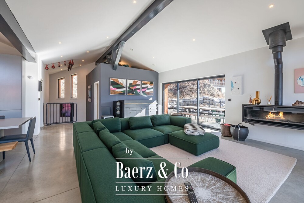 Exceptional contemporary chalet - Optimal sunshine image
