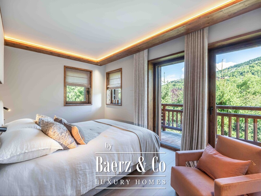 Luxury chalet - 5 bedrooms image