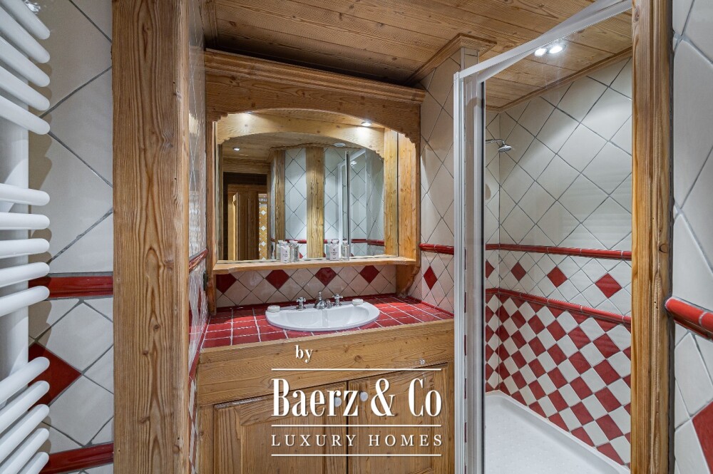 Charming Savoyard Chalet in Méribel Village image