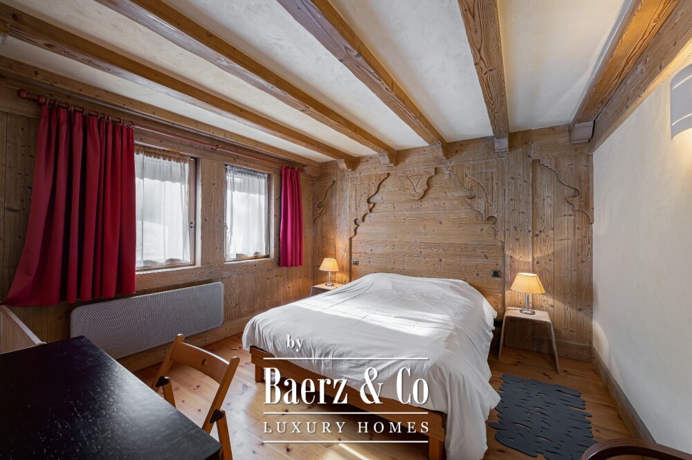 Charming Savoyard Chalet in Méribel Village image