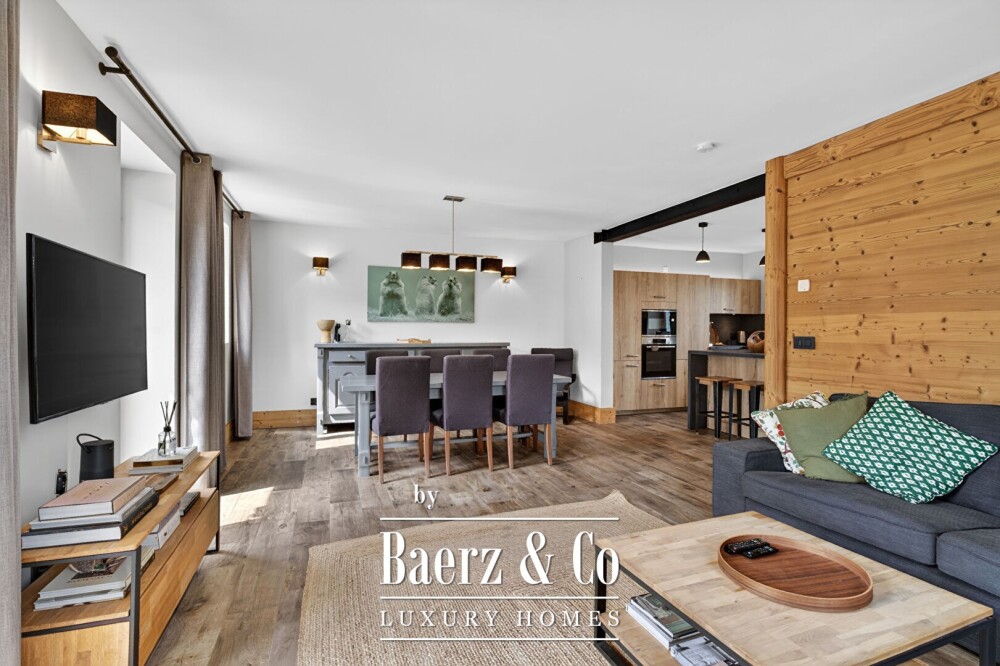 Great opportunity in Les Allues, 2 south-facing houses image