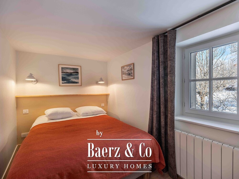 Exclusive: Semi-detached chalet 180 meters from the ski slope image