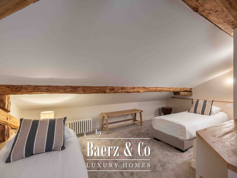 Exclusive: Semi-detached chalet 180 meters from the ski slope image