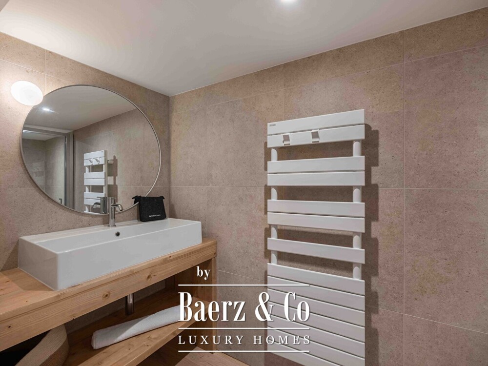 Exclusive: Semi-detached chalet 180 meters from the ski slope image