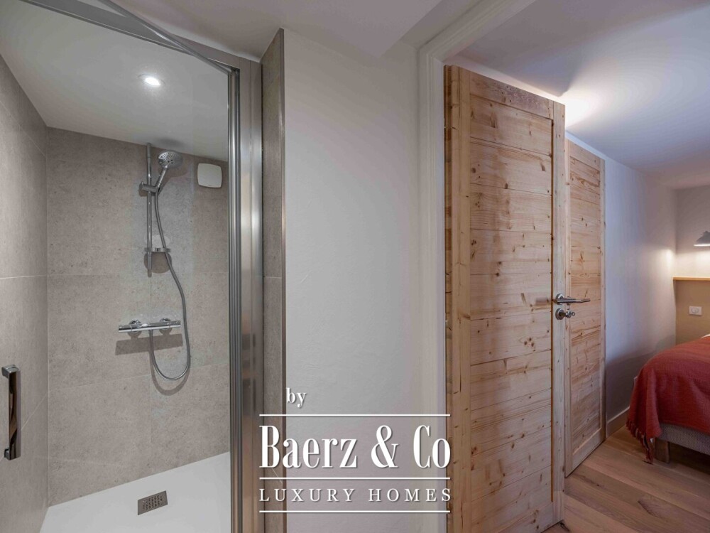 Exclusive: Semi-detached chalet 180 meters from the ski slope image
