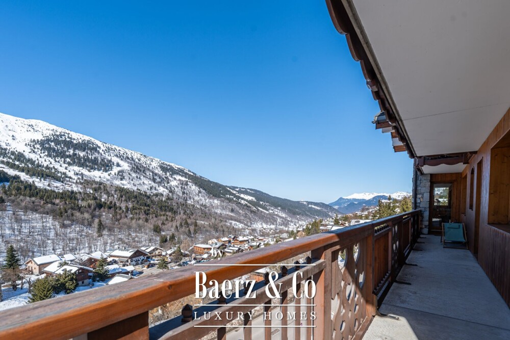4-bedroom apartment + cabin, close to shops image